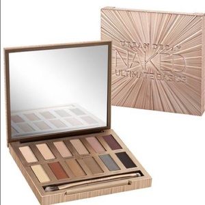 New in Box NAKED Ulimate Basics Urban Decay +Brush